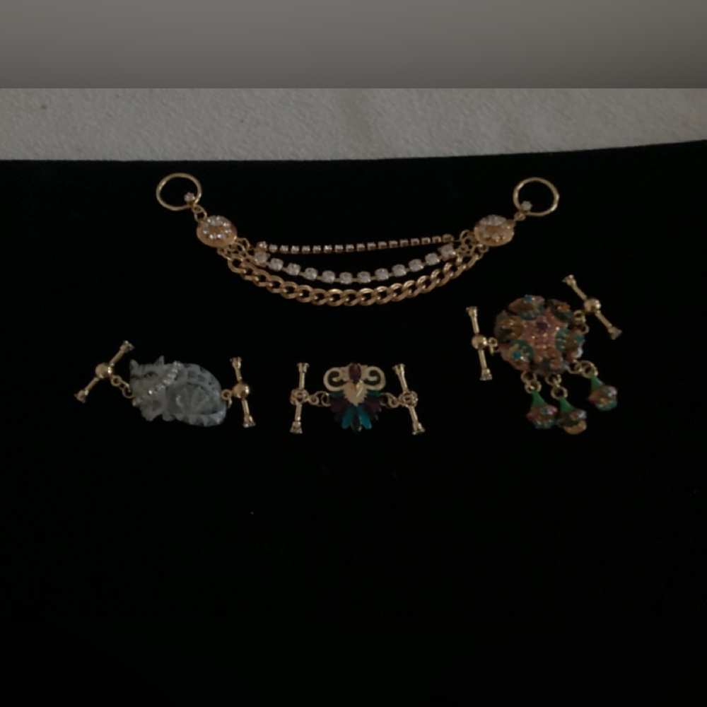 Vintage lunch at the ritz toggle bracelet with three charms